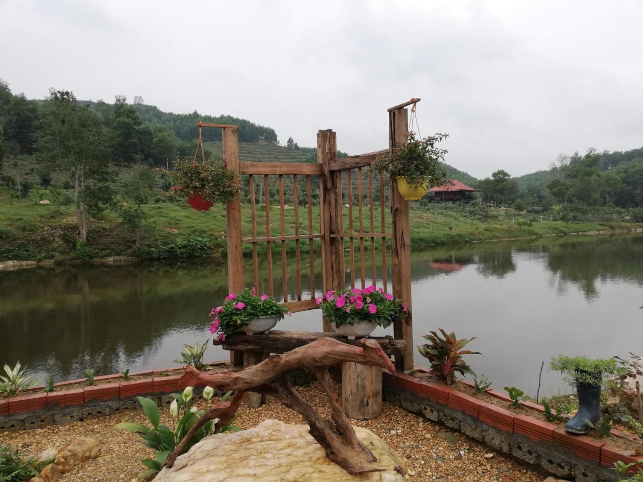 Gio Lao Eco Lodge - Dao Che Thanh Chuong Trai Do Exterior foto
